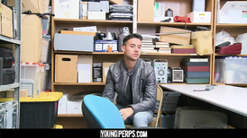 Security guard catches a thief and feeds his mouth