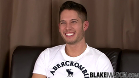 The young twink is wanking solo and having cumshot