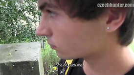 Amateur guy gets talked into showing big dick in public