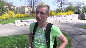 Blonde guy without T-shirt outdoor jerk off and suck