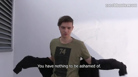 Amateur boy is doing the amateur cock sucking over middle size cock