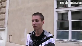 Straight boy sucks the long piston until its orgasm