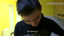 Man gets his gay cock worshipped by the straight dude