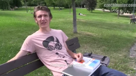 Slim guy gives perfect blowjob to the guy with camera