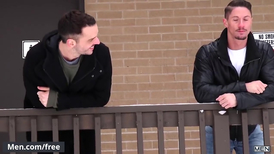 Tattooed Skyy Knox licking all sperm out of bf’s asshole